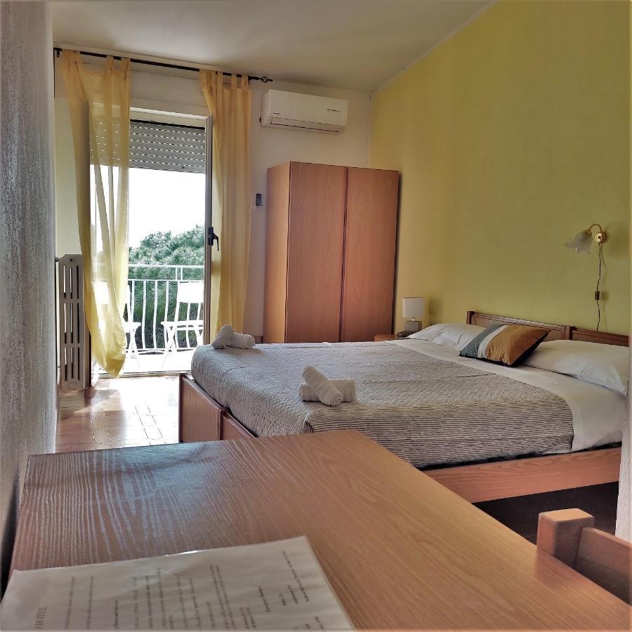 קאלה גונונה Piccolo Hotel Nuova Gestione מראה חיצוני תמונה