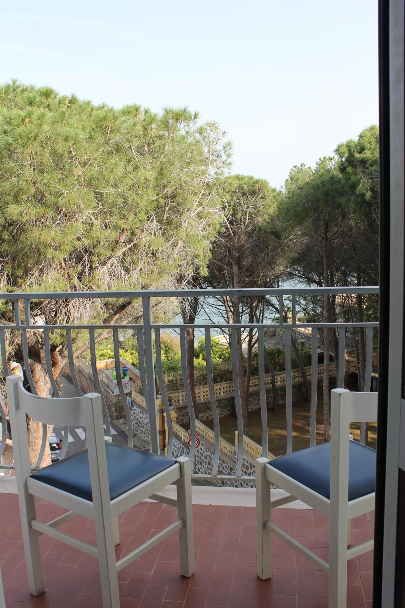 קאלה גונונה Piccolo Hotel Nuova Gestione מראה חיצוני תמונה